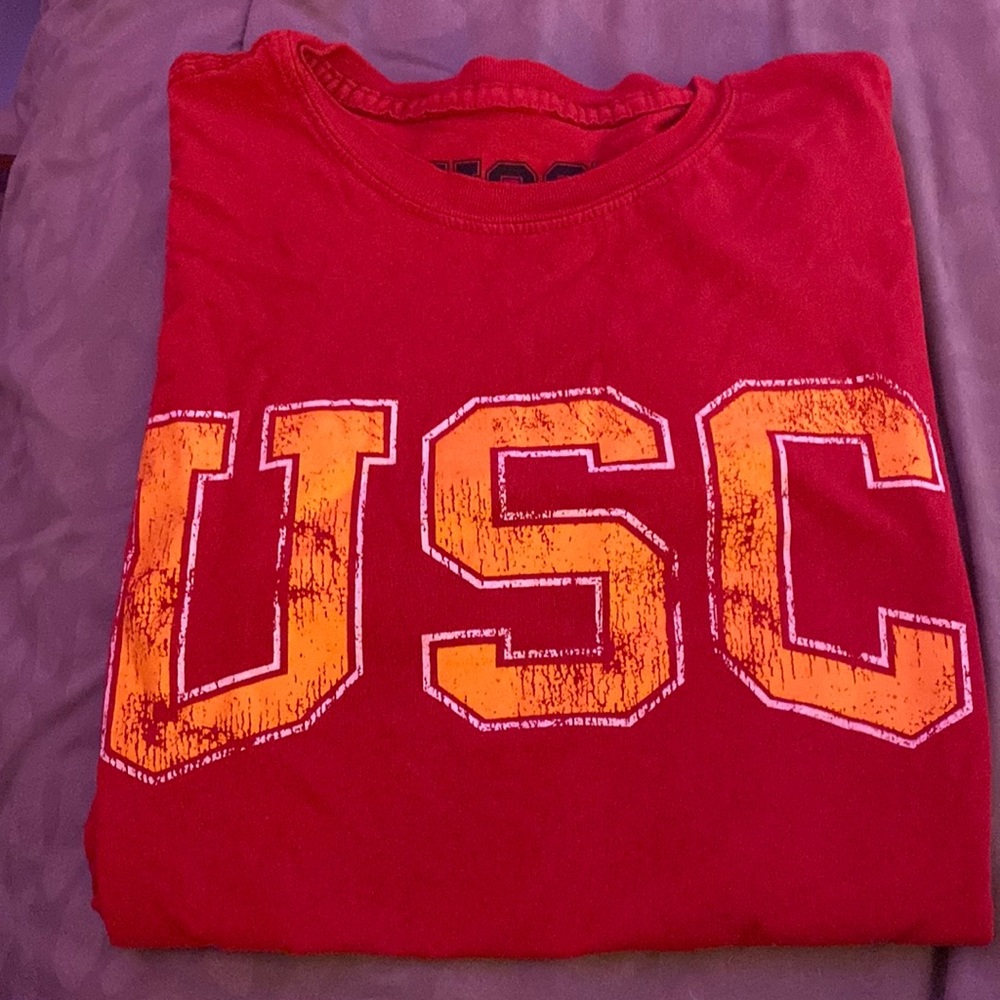 Graphic tee